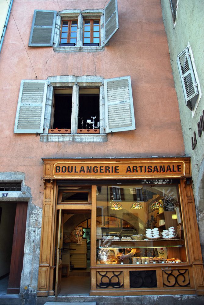 annecy-30_pastry_shop